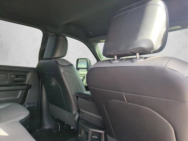 Used 2025 RAM 2500 Tradesman w/ Chrome Appearance Group image 18