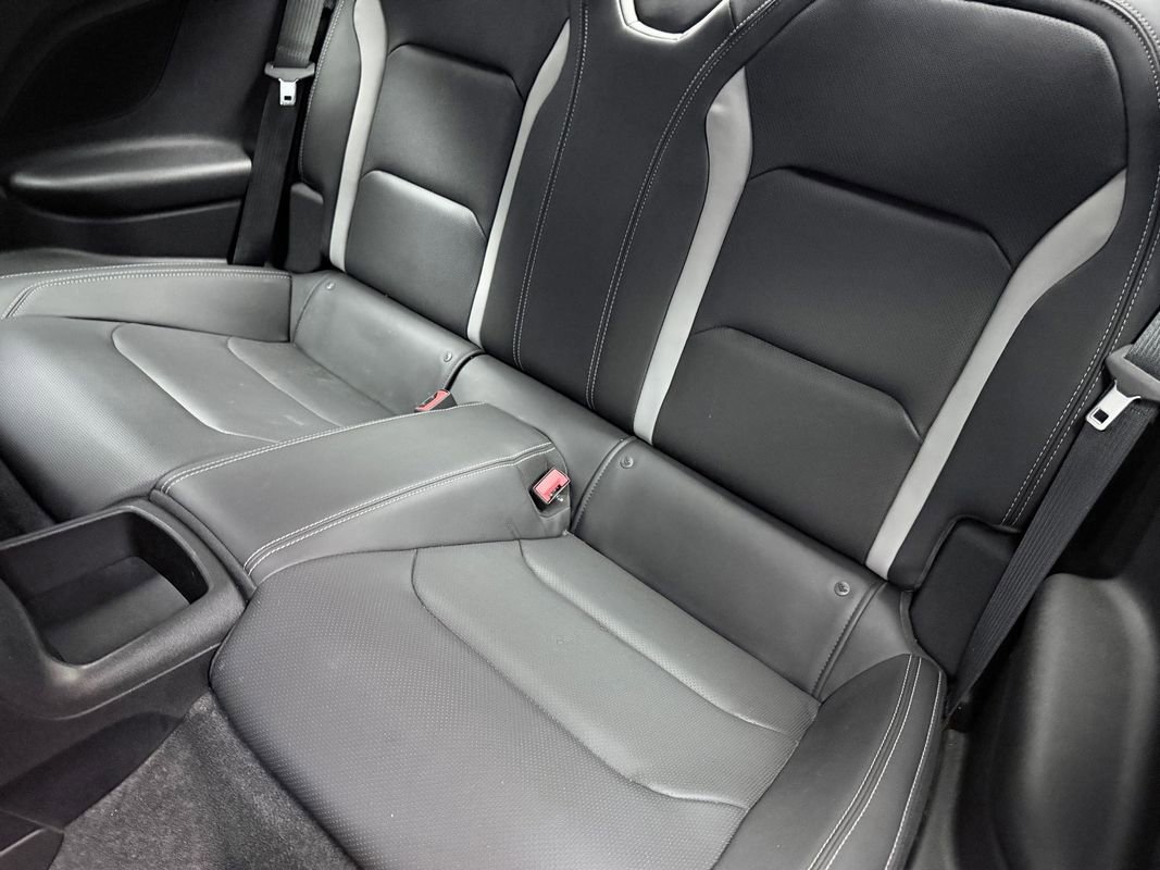 Used 2019 Chevrolet Camaro SS RWD image 12
