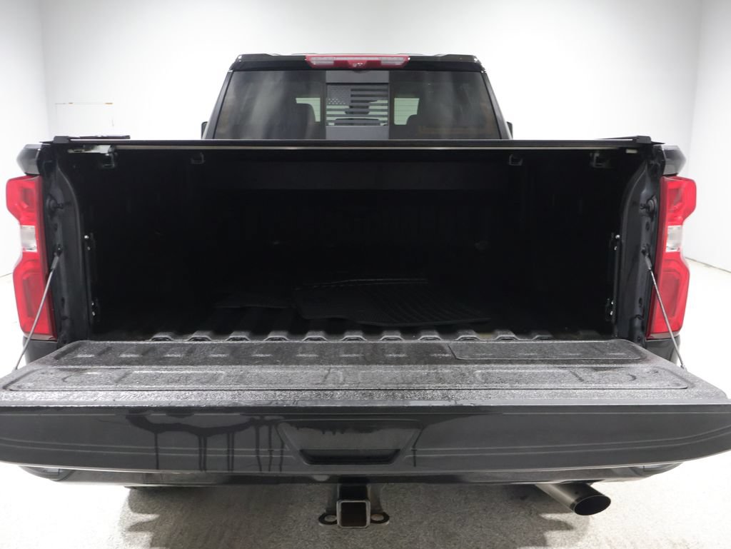 Used 2024 Chevrolet Silverado 2500 LTZ w/ LTZ Plus Package AWD/4WD image 4