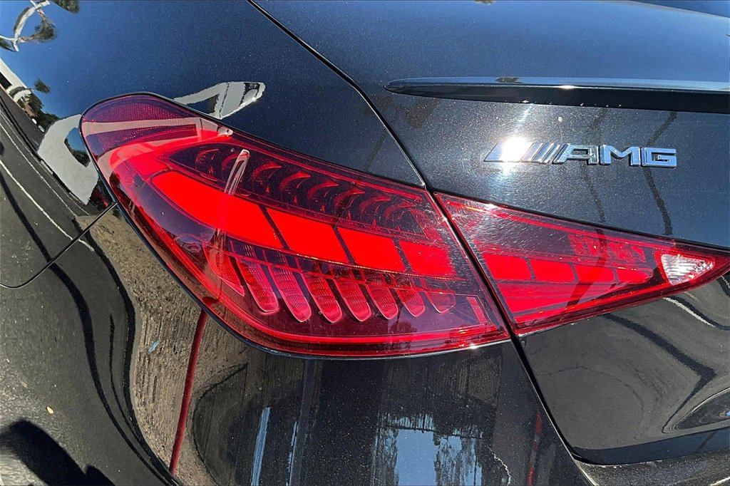 Used 2023 Mercedes-Benz C 300 Sedan image 30