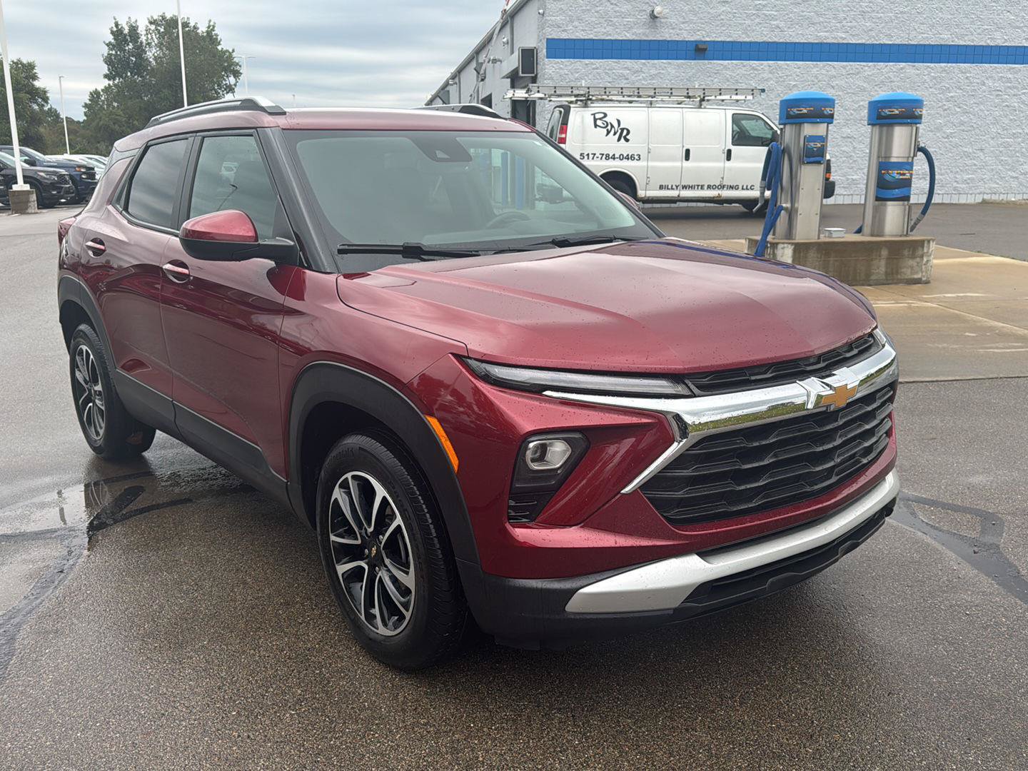 Used 2024 Chevrolet TrailBlazer LT w/ Convenience Package AWD/4WD image 7