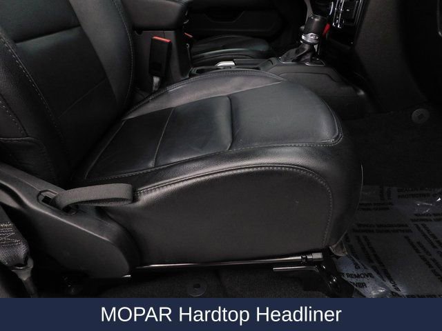 Used 2021 Jeep Wrangler Unlimited Sahara image 34