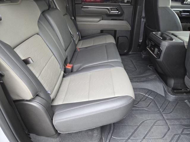 Used 2025 Chevrolet Silverado 2500 ZR2 w/ Technology Package AWD/4WD image 22