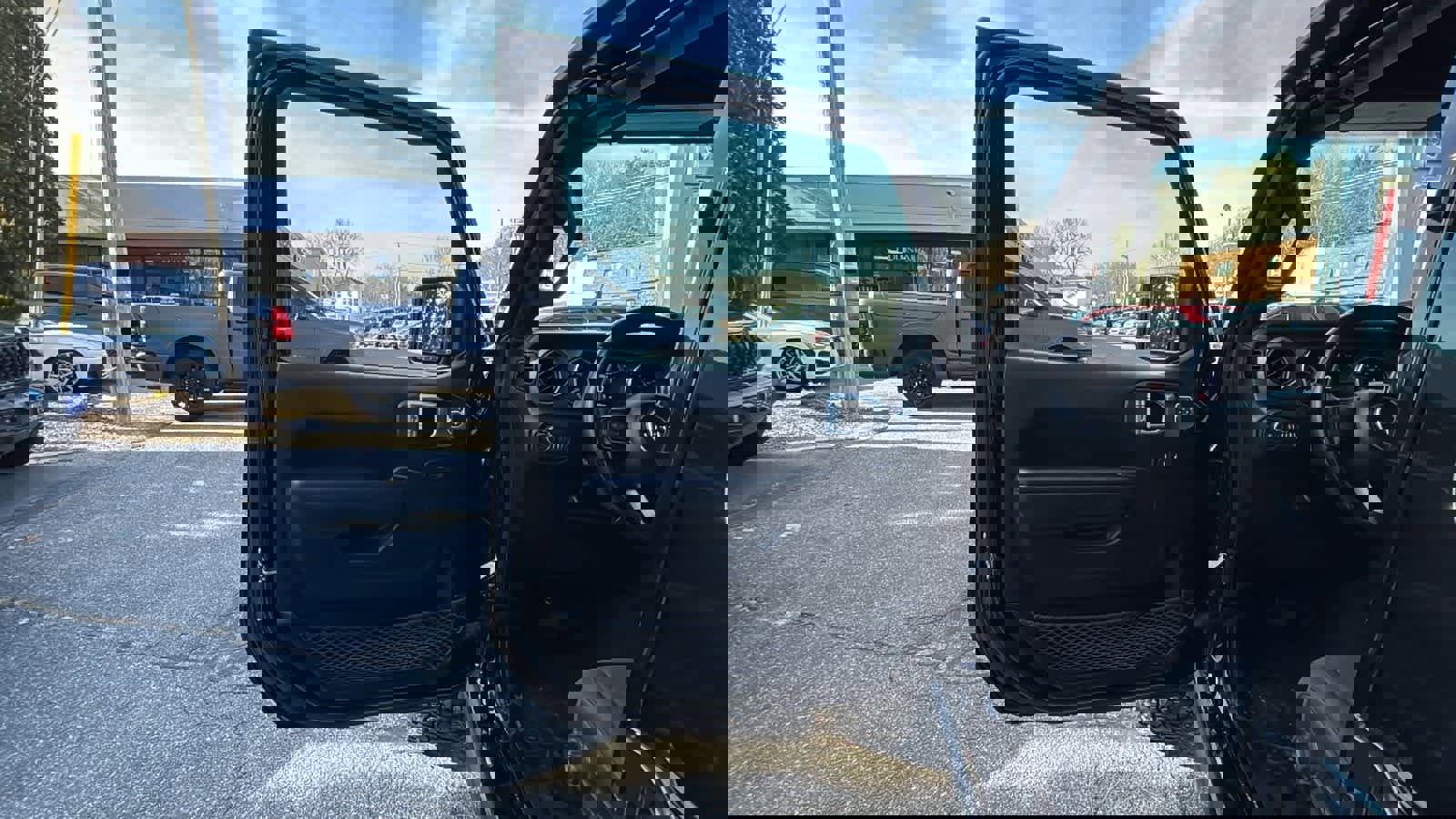 Used 2022 Jeep Wrangler Unlimited Sport image 25