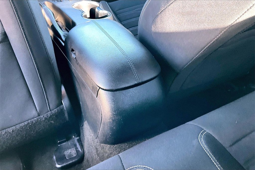 Used 2016 Ford Mustang Coupe image 33