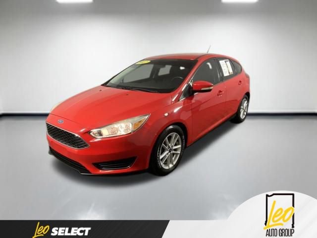 Used 2017 Ford Focus SE w/ Cold Weather Package FWD image 1