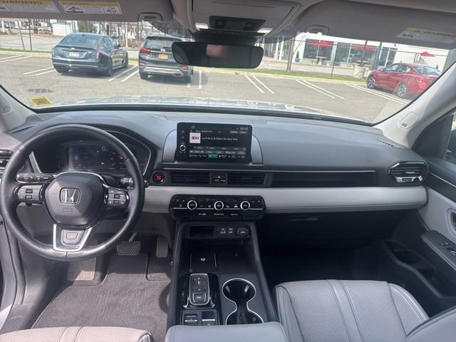 Used 2023 Honda Pilot Elite image 16