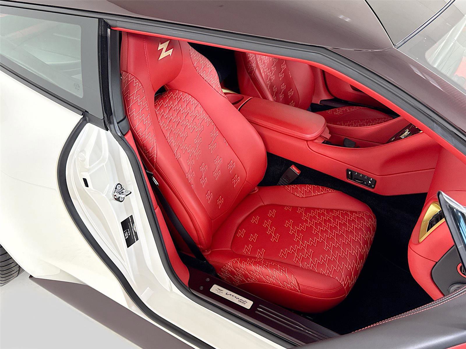 Used 2019 Aston Martin Vanquish Zagato RWD image 27