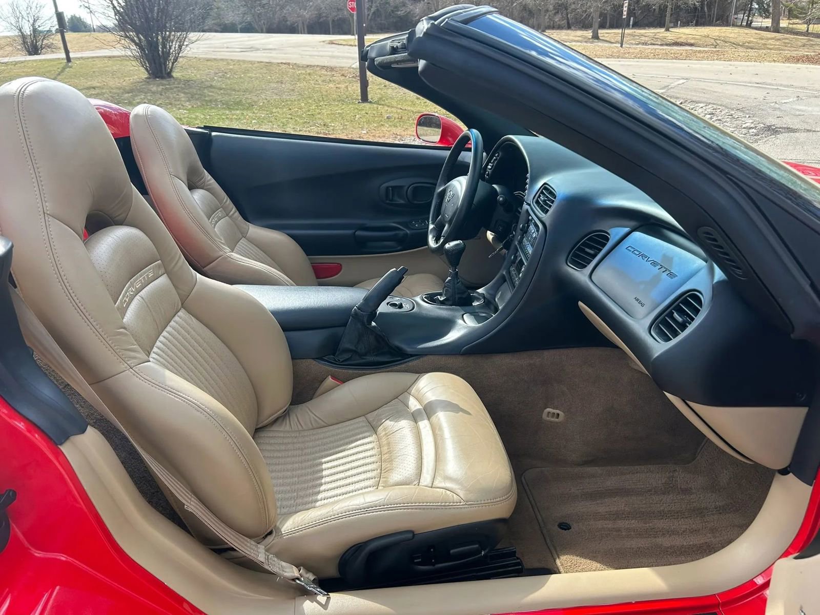 Used 2000 Chevrolet Corvette Convertible w/ Memory Pkg image 20