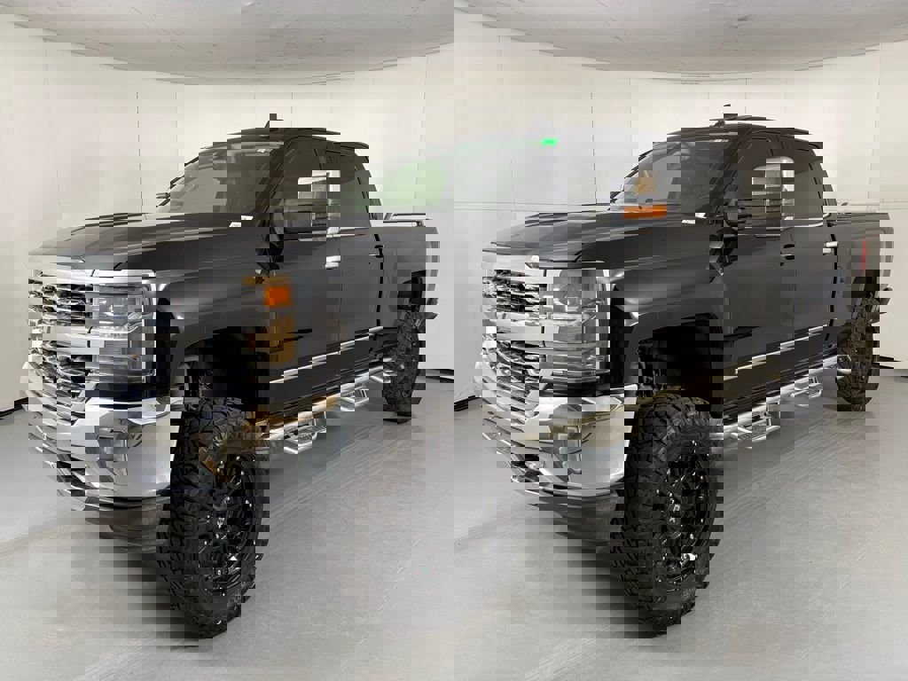 Used 2017 Chevrolet Silverado 1500 LTZ image 8