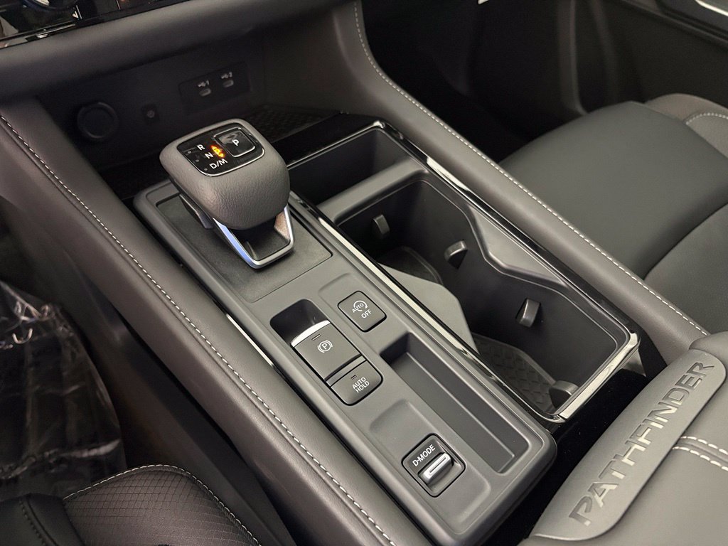 New 2026 Nissan Pathfinder SL FWD image 30