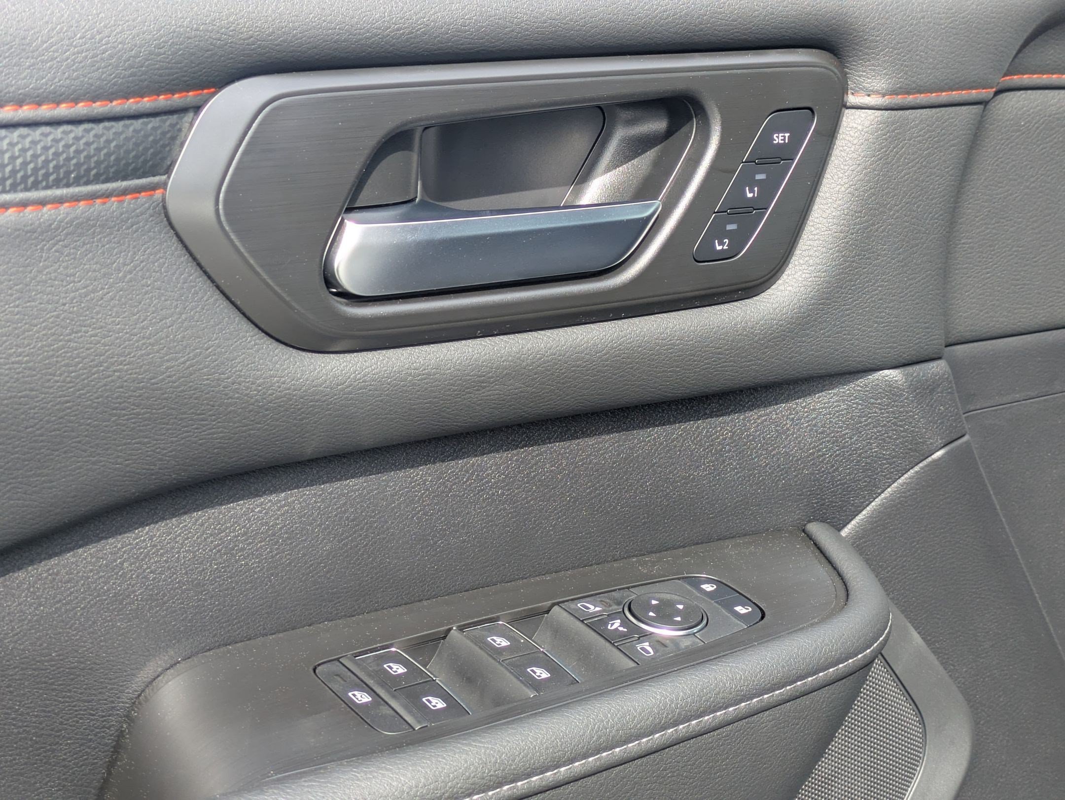New 2026 Nissan Armada PRO-4X AWD/4WD image 12