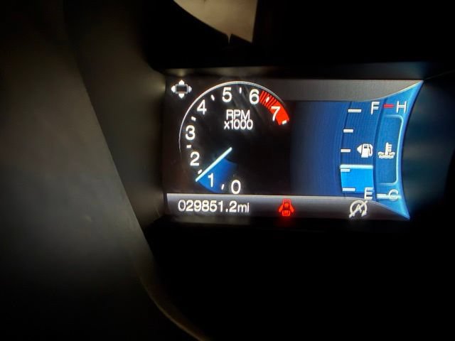 Used 2020 Ford Fusion SE FWD image 34