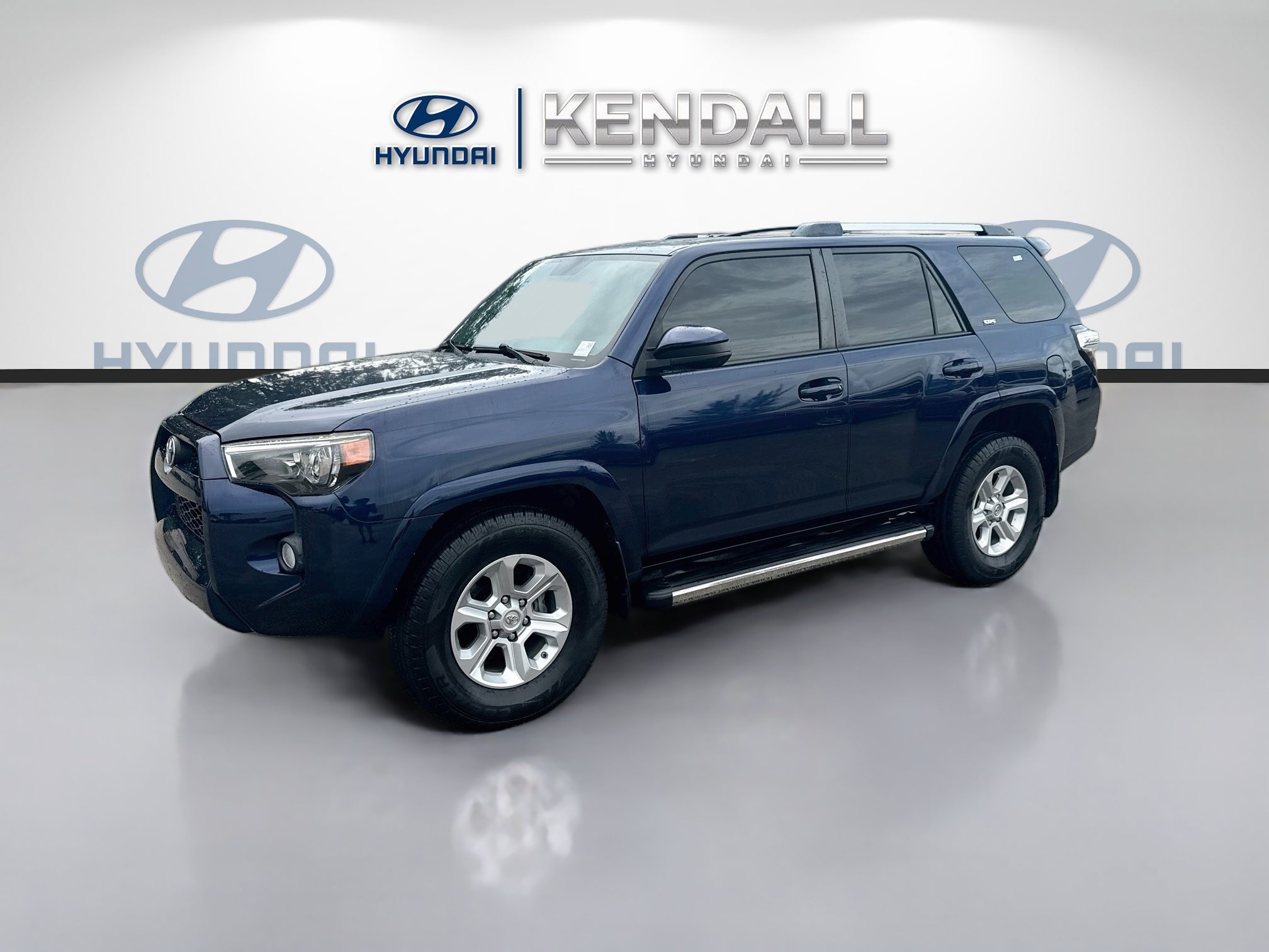 Used 2019 Toyota 4Runner SR5 RWD image 3
