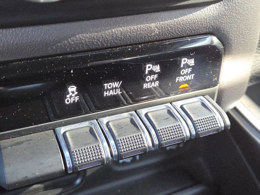 Used 2021 RAM 1500 Big Horn image 5