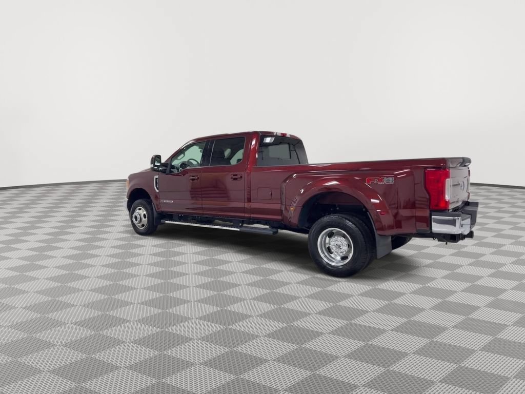 Used 2017 Ford F350 Lariat w/ Lariat Value Package AWD/4WD image 6