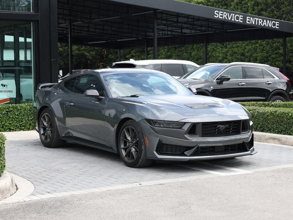 Used 2025 Ford Mustang Dark Horse RWD image 2