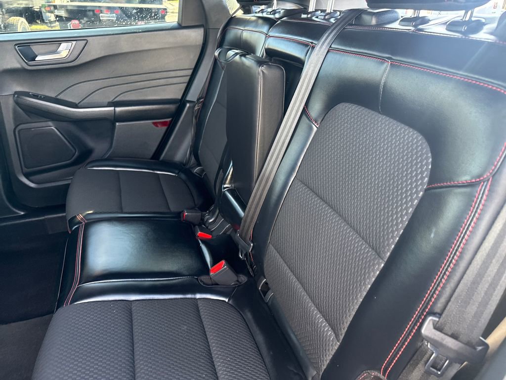 Used 2023 Ford Escape ST-Line image 14