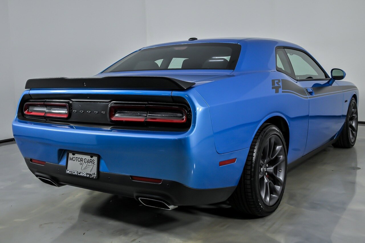 Used 2023 Dodge Challenger R/T w/ Performance Handling Group RWD image 12