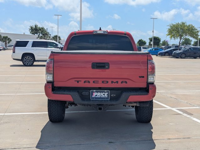 Used 2021 Toyota Tacoma TRD Off-Road w/ Technology Package AWD/4WD image 6