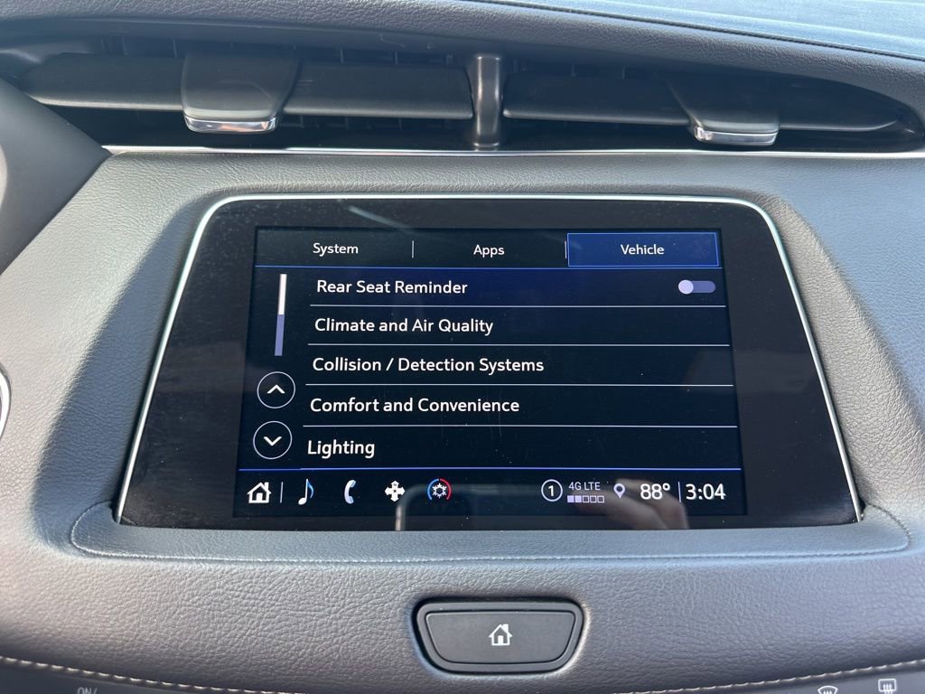 Used 2023 Cadillac XT4 Premium Luxury w/ Cold Weather Package image 37