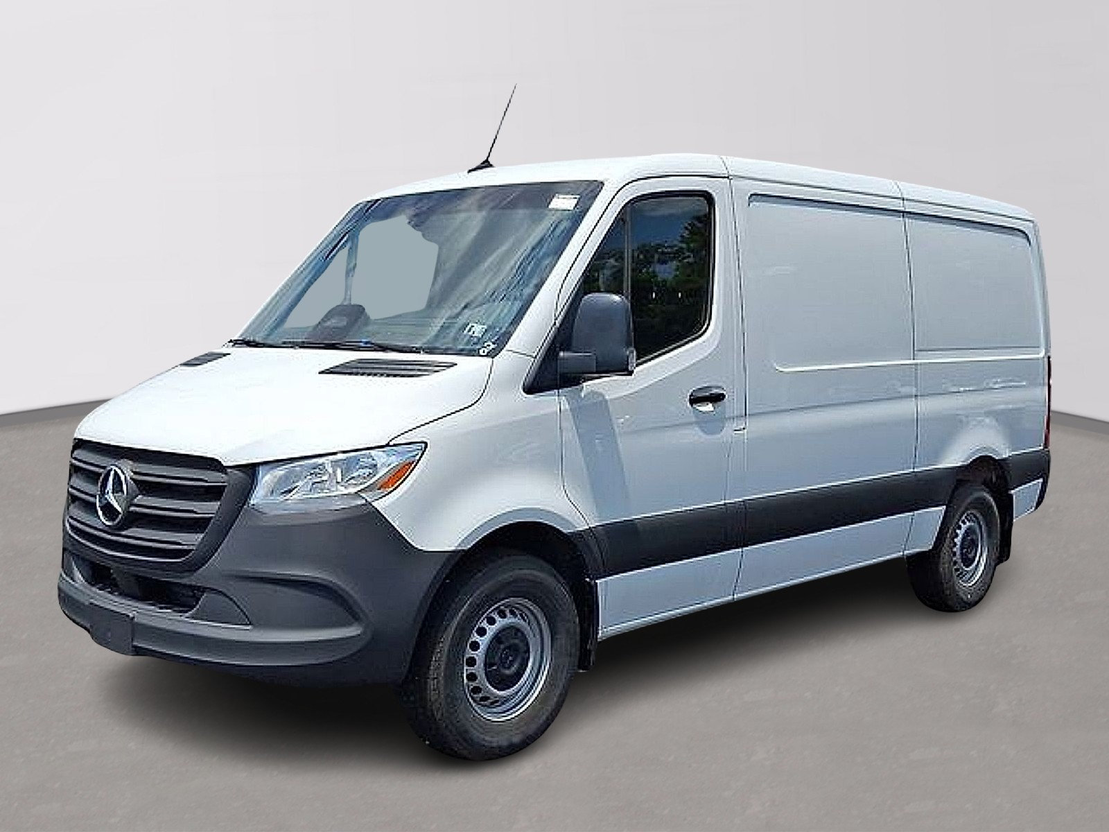 Used 2025 Mercedes-Benz Sprinter 2500 video 1