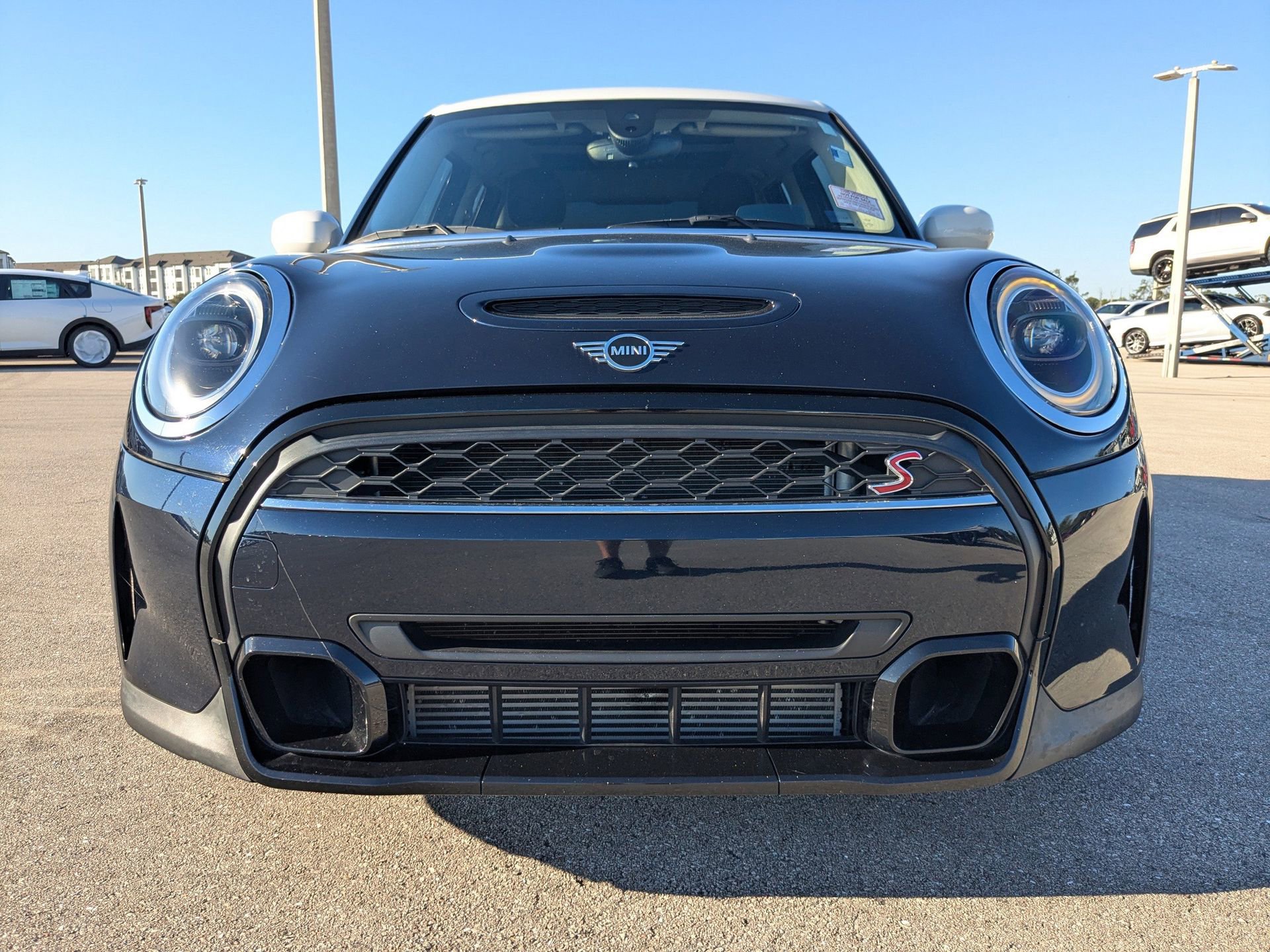 Used 2022 MINI Cooper S image 3