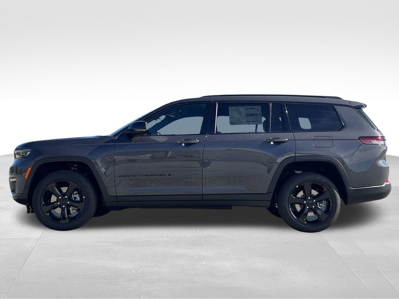 New 2025 Jeep Grand Cherokee L Limited w/ Black Appearance Package AWD/4WD image 29