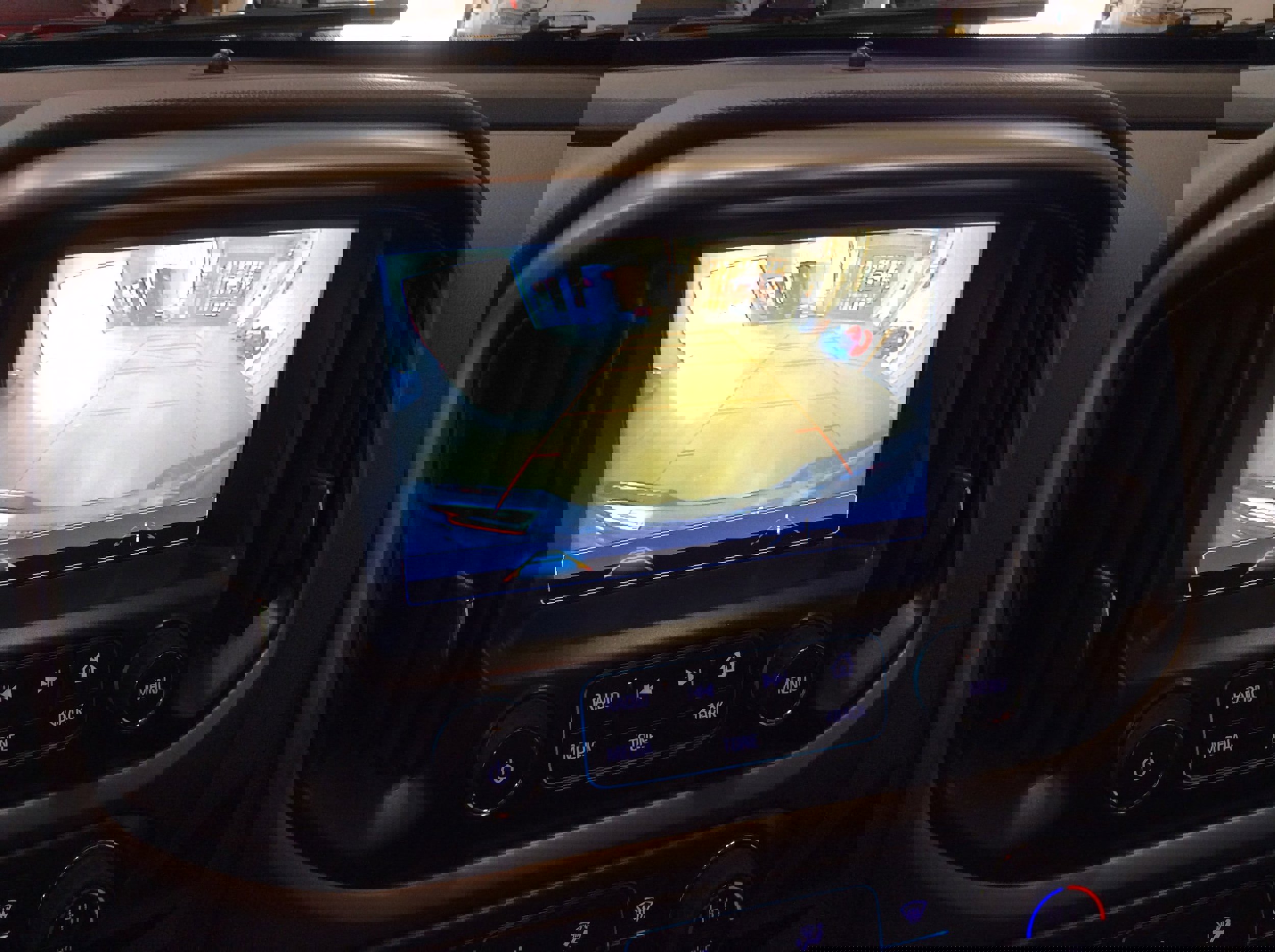 Used 2018 Chevrolet Colorado Z71 w/ Centennial Edition image 23