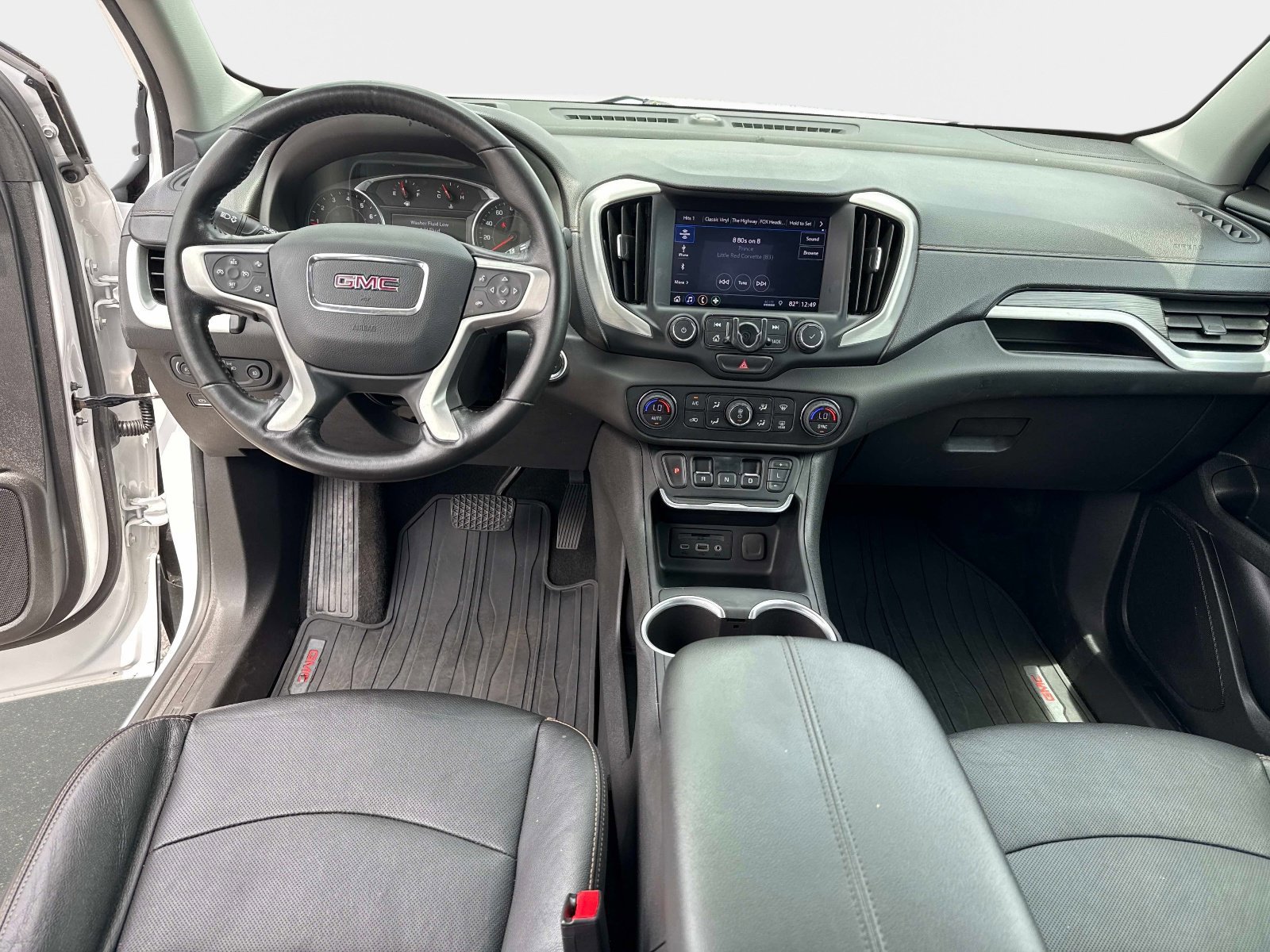Used 2020 GMC Terrain SLT w/ Preferred Package FWD image 18