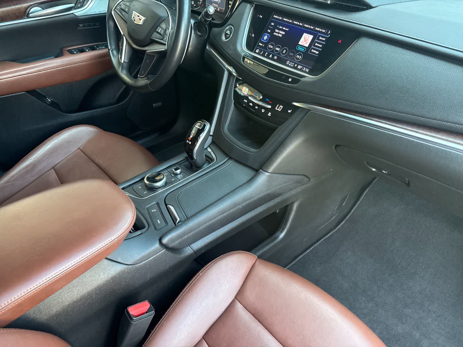 Used 2023 Cadillac XT5 Sportv AWD/4WD image 16