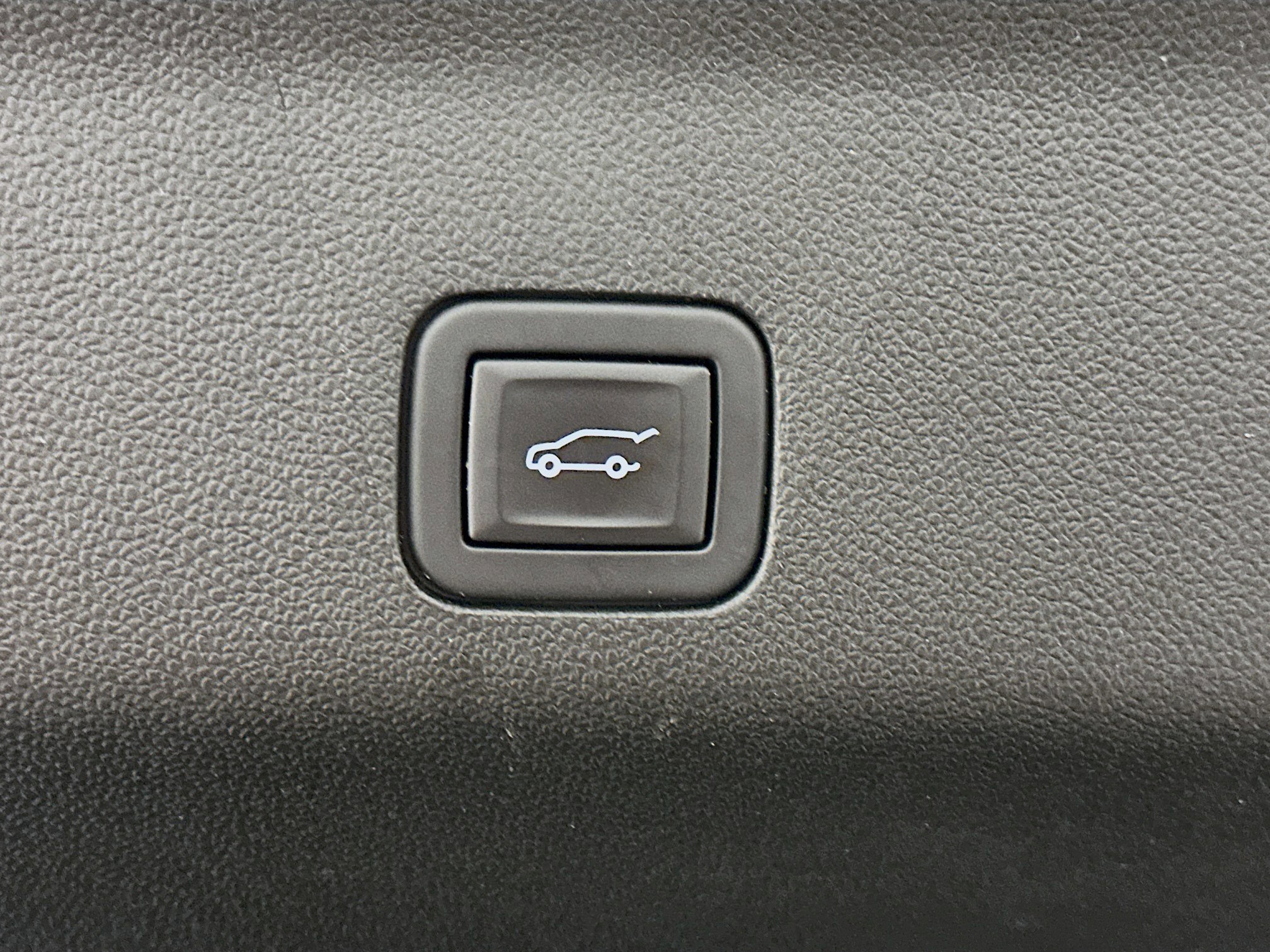 Used 2024 Chevrolet Tahoe LT image 32