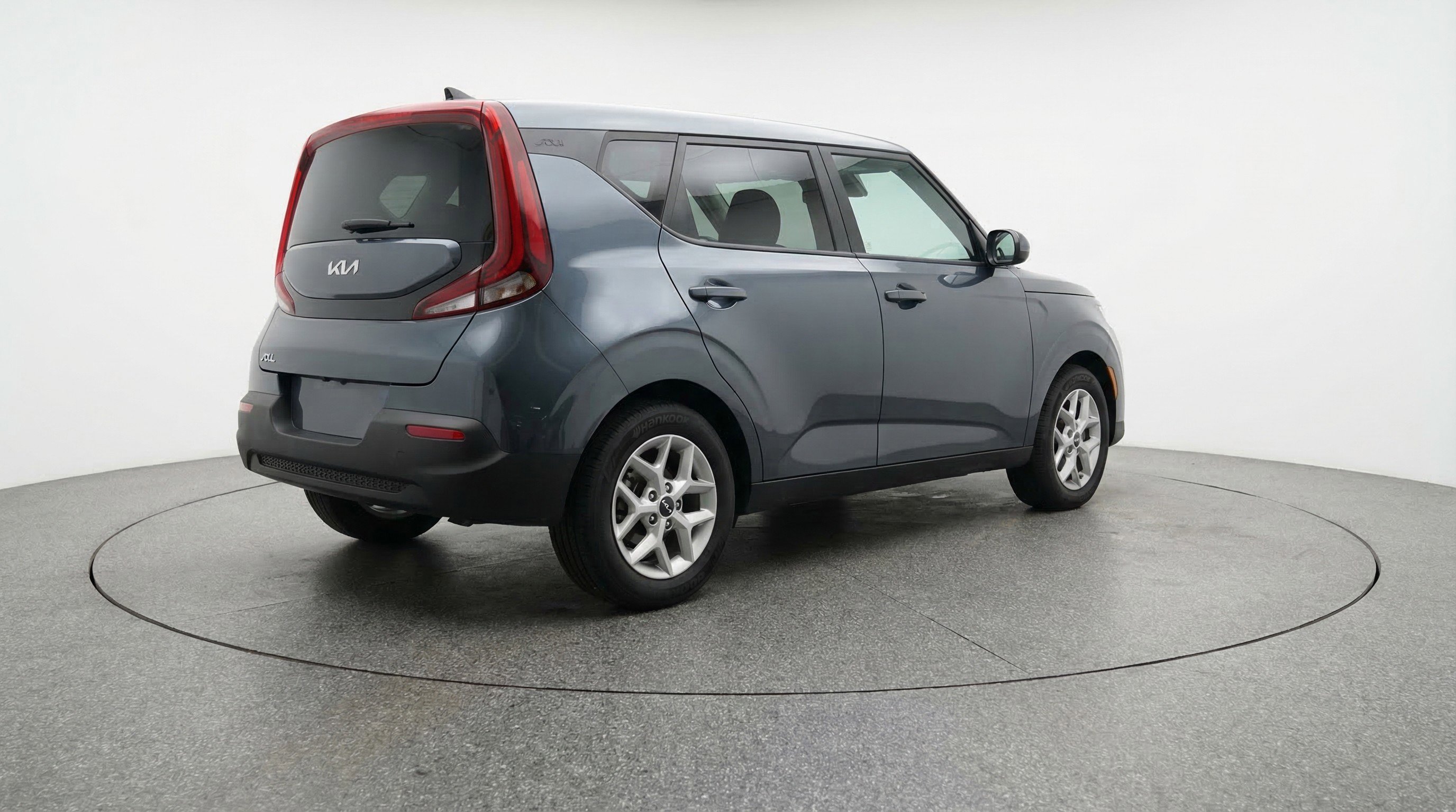 Used 2025 Kia Soul LX w/ LX Technology Package image 9