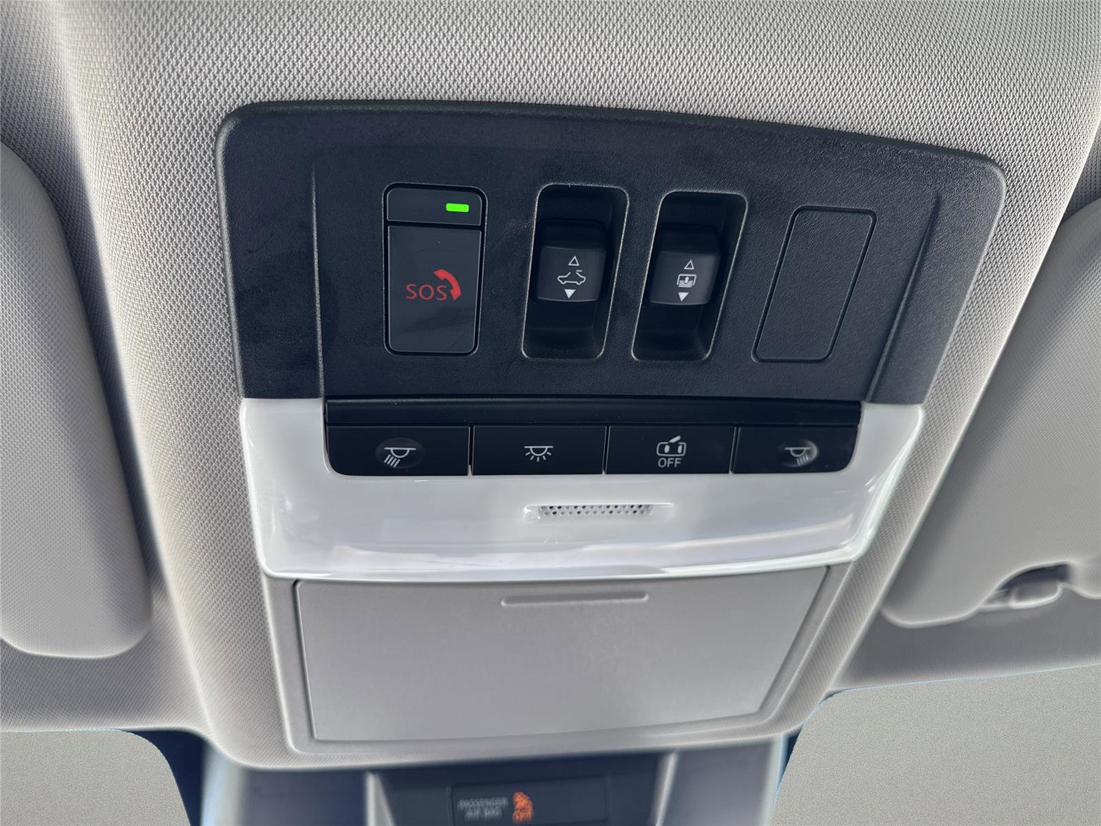 Used 2023 Nissan Rogue SL w/ SL Premium Package FWD image 28