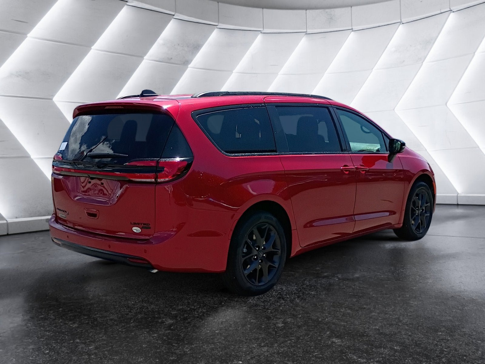 New 2027 Chrysler Pacifica Limited w/ S Appearance Package AWD/4WD image 6