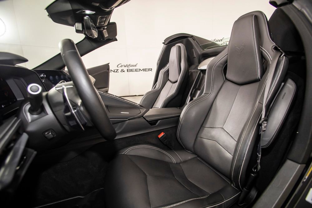 Used 2023 Chevrolet Corvette Stingray Preferred Conv w/ Battery Protection Package image 17
