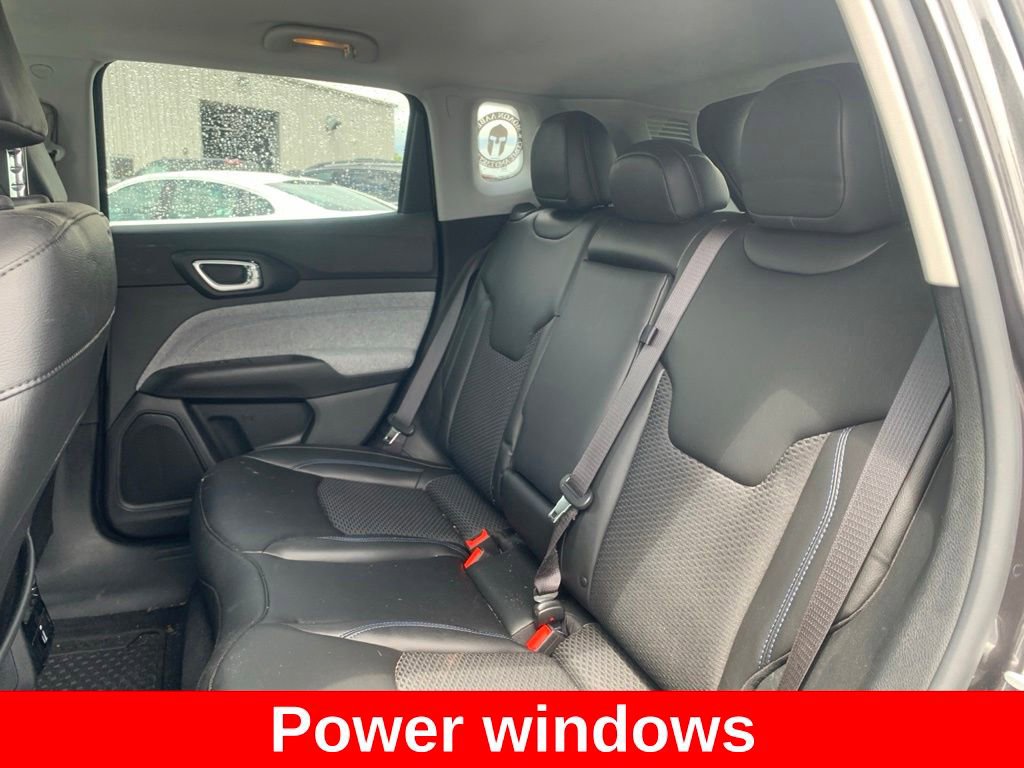 Used 2022 Jeep Compass Latitude w/ Convenience Group AWD/4WD image 10