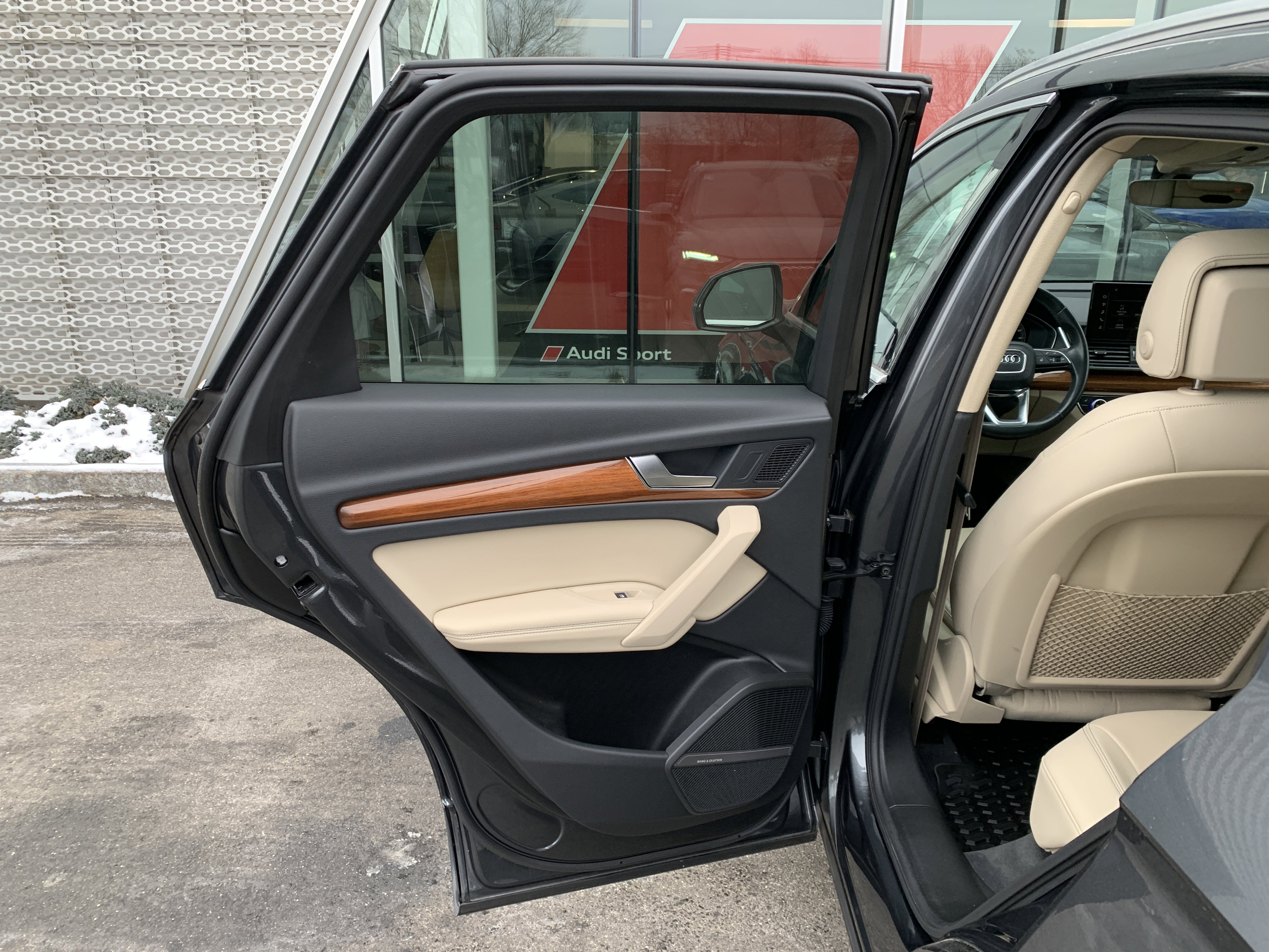 Certified 2023 Audi Q5 2.0T Premium Plus w/ Premium Plus Package image 13