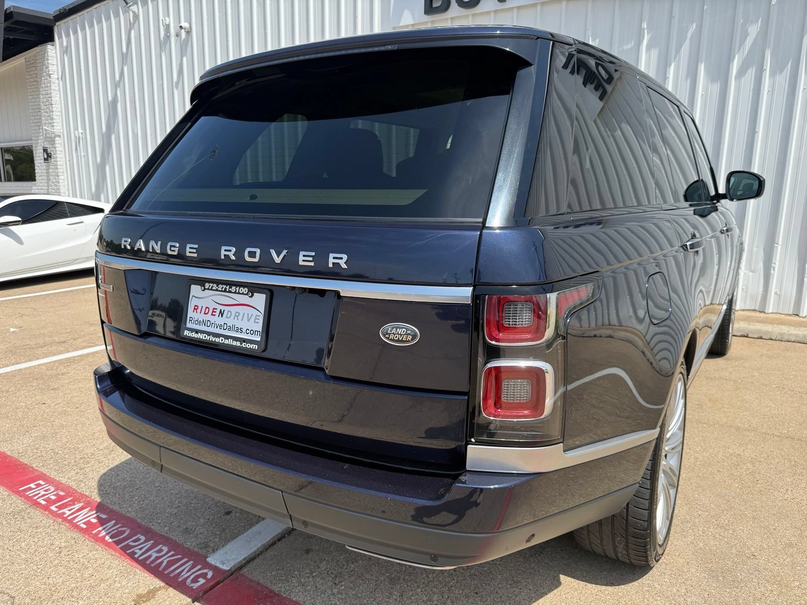 Used 2019 Land Rover Range Rover Long Wheelbase Autobiography AWD/4WD image 6