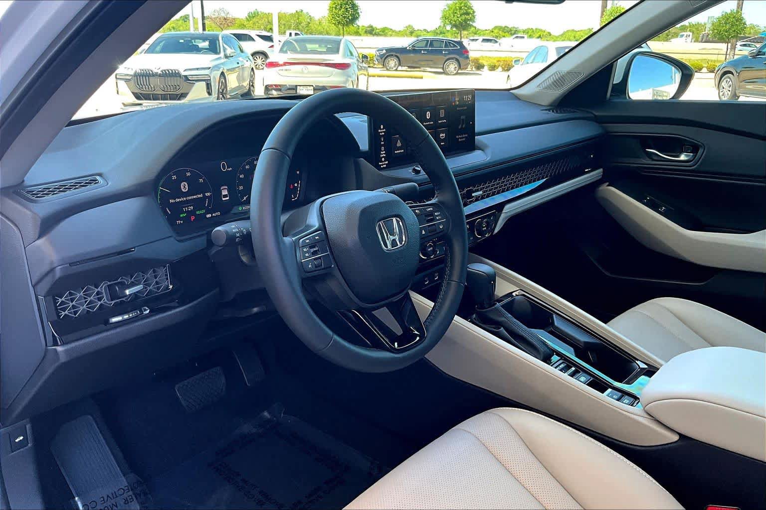 Used 2025 Honda Accord EX-L image 16