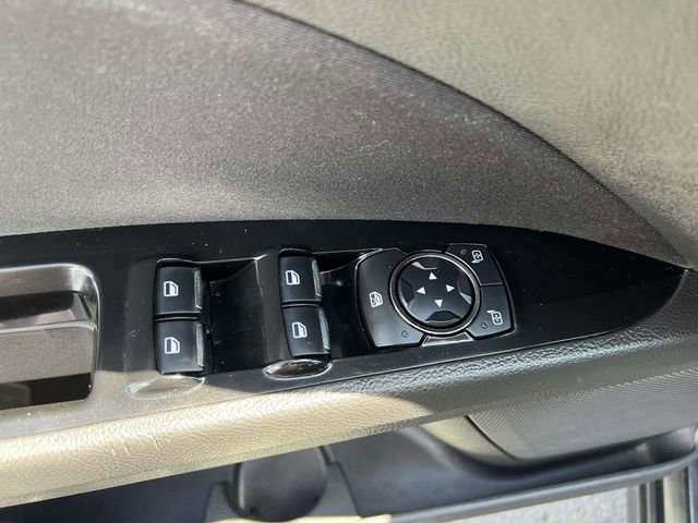 Used 2013 Ford Fusion SE FWD image 13