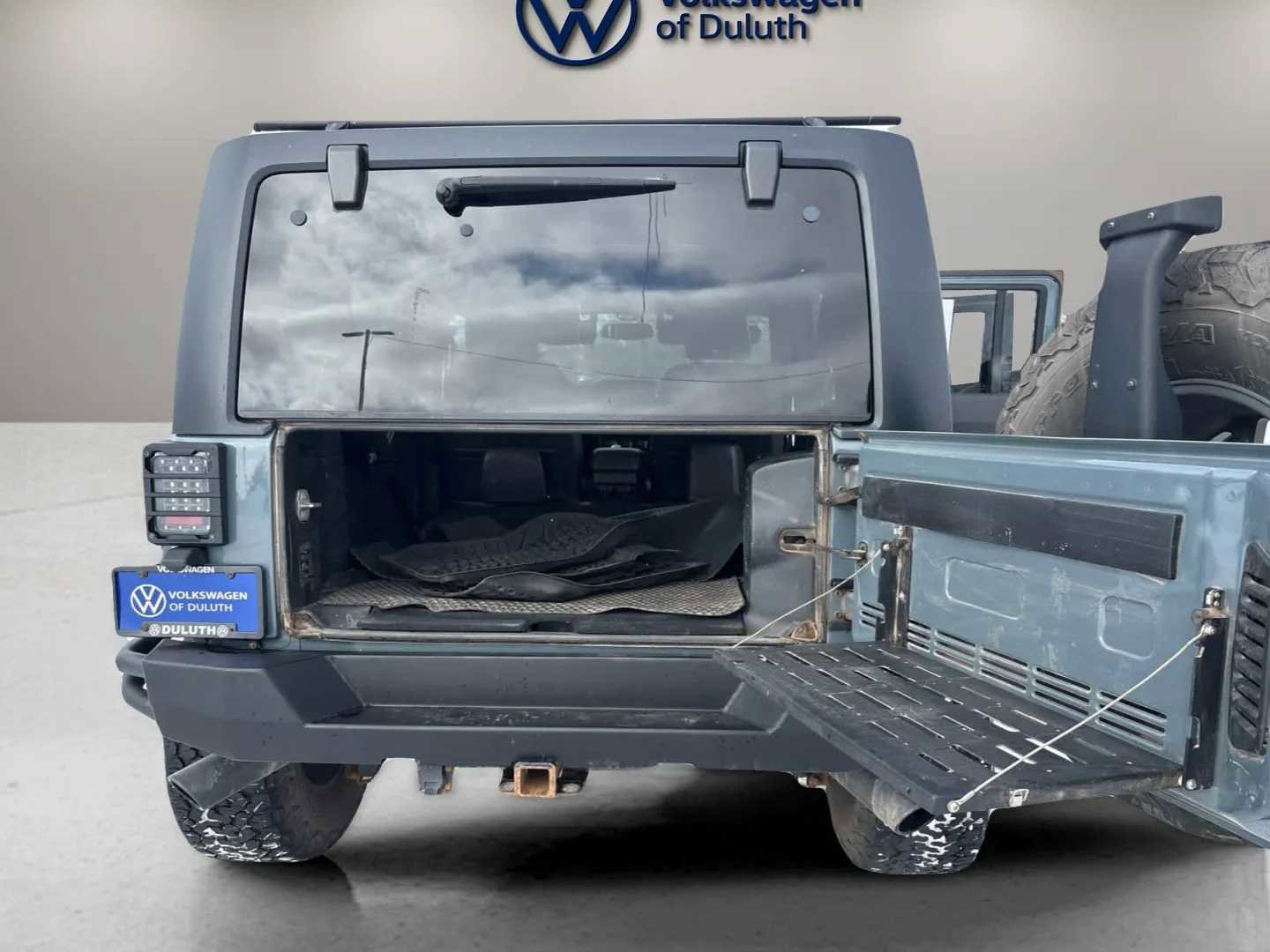 Used 2014 Jeep Wrangler Unlimited Rubicon w/ Connectivity Group image 57