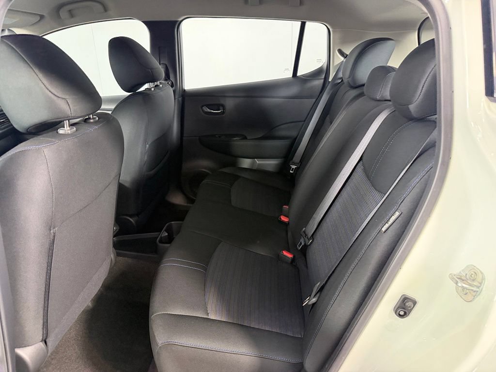 Used 2025 Nissan Leaf S FWD image 19