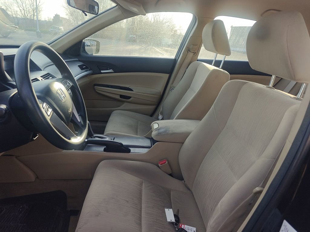 Used 2012 Honda Accord LX image 6