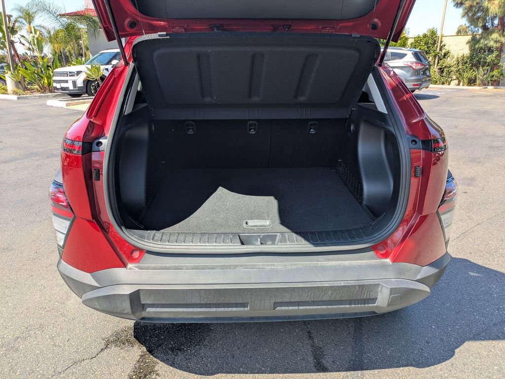 Used 2025 Hyundai Kona SEL FWD image 31