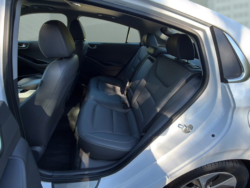 Used 2019 Hyundai Ioniq Limited FWD image 13