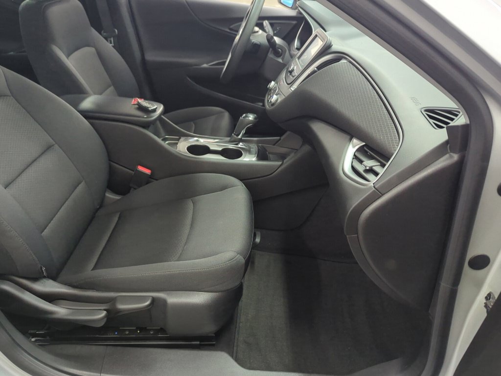 Used 2016 Chevrolet Malibu LS FWD image 26