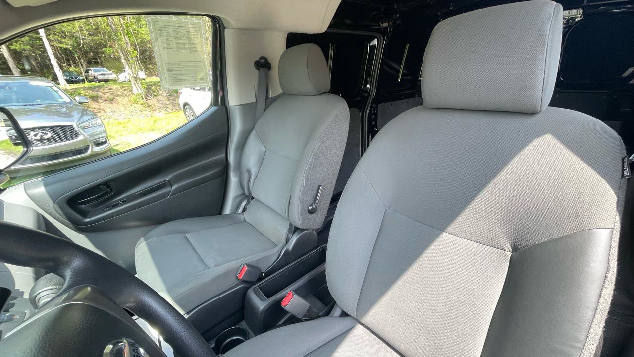 Used 2020 Nissan NV200 S FWD image 18