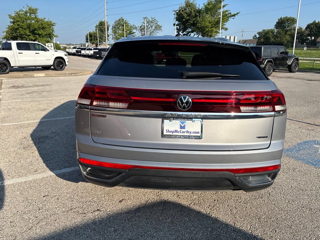 Used 2026 Volkswagen Atlas Cross Sport SE AWD/4WD image 25