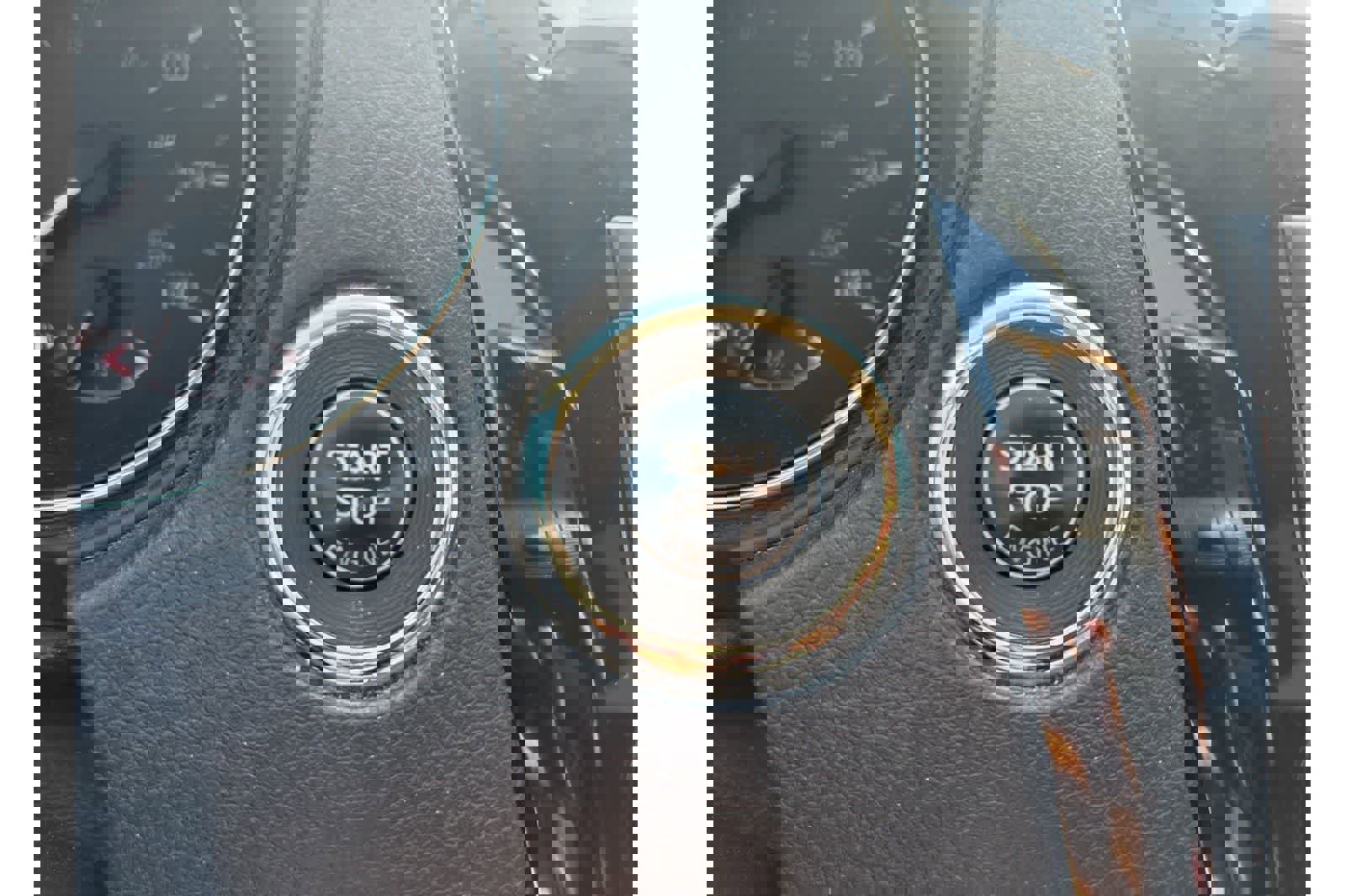 Used 2018 Nissan Rogue SV image 22